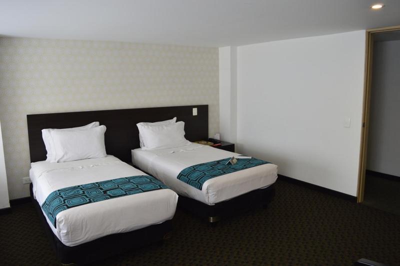 Hotel Castellana 95 Μπογκοτά Δωμάτιο φωτογραφία