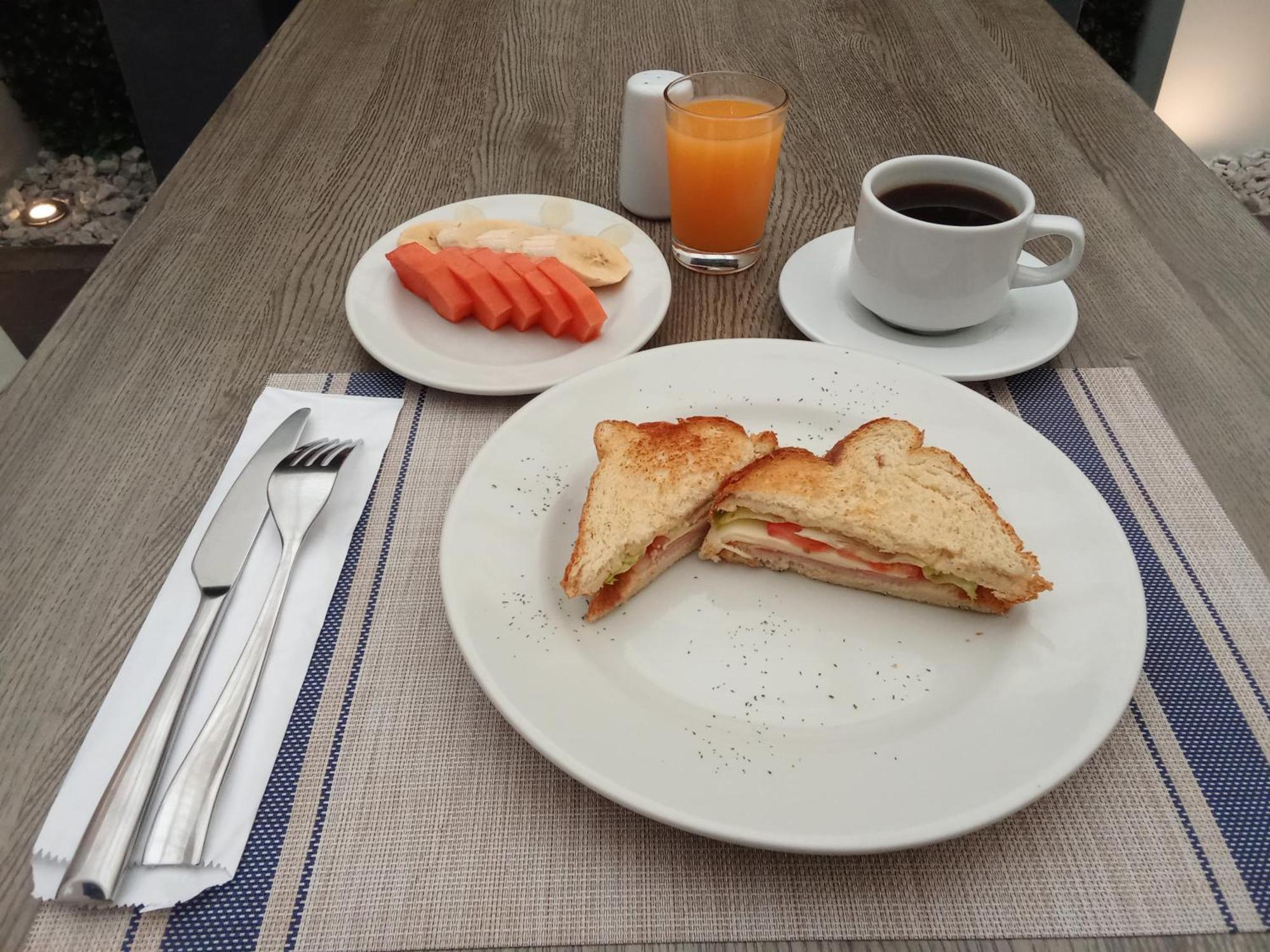 Hotel Castellana 95 Μπογκοτά Εξωτερικό φωτογραφία